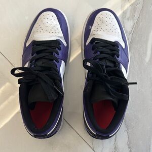 Air Jordan 1 low